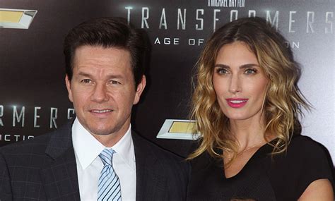 mark wahlberg and wife|did mark wahlberg get divorced.